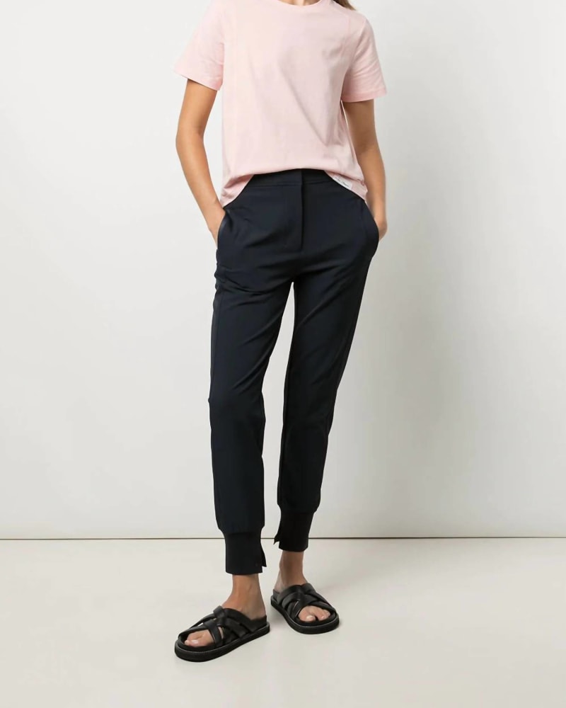 Front of a model wearing a size 10 Jogger Pants In Navy in Navy by 3.1 Phillip Lim. | dia_product_style_image_id:347360